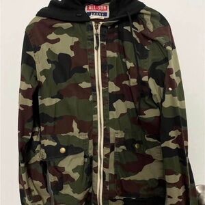 Women’s Camouflage Jacket